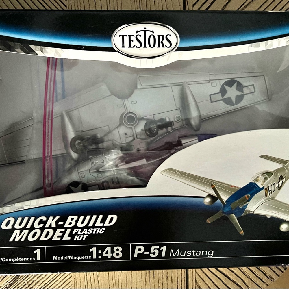 P-51 Mustang Quick-Build Model Kit - Blue and Silver